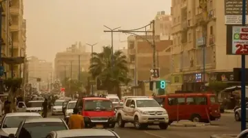 رياح مثيرة للرمال والأتربة، الأرصاد تحذر من طقس الغد